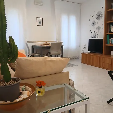 Vanessa Apartment *